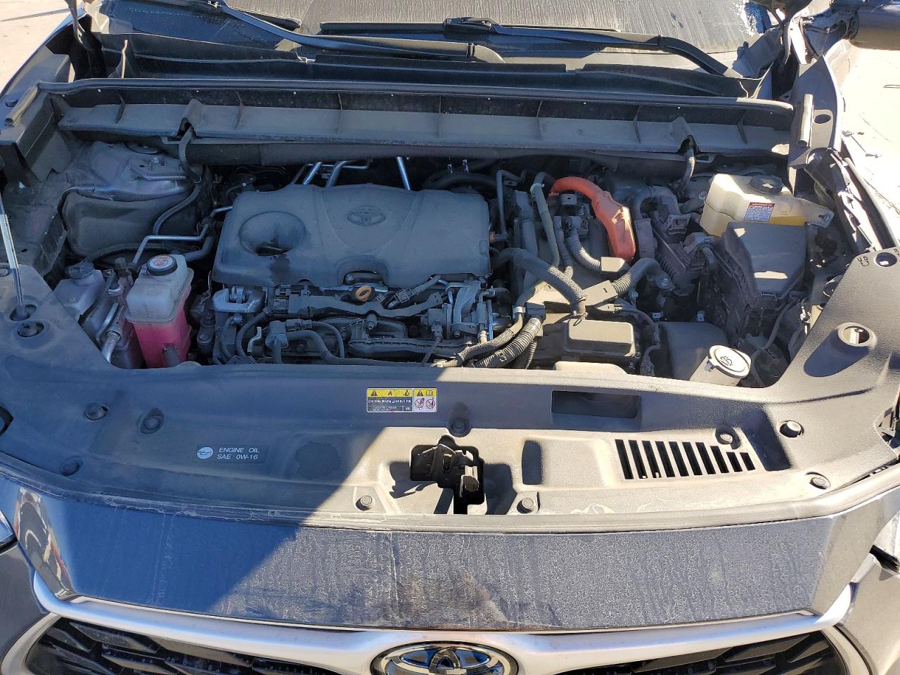 2020 TOYOTA HIGHLANDER HYBRID XLE photo 12