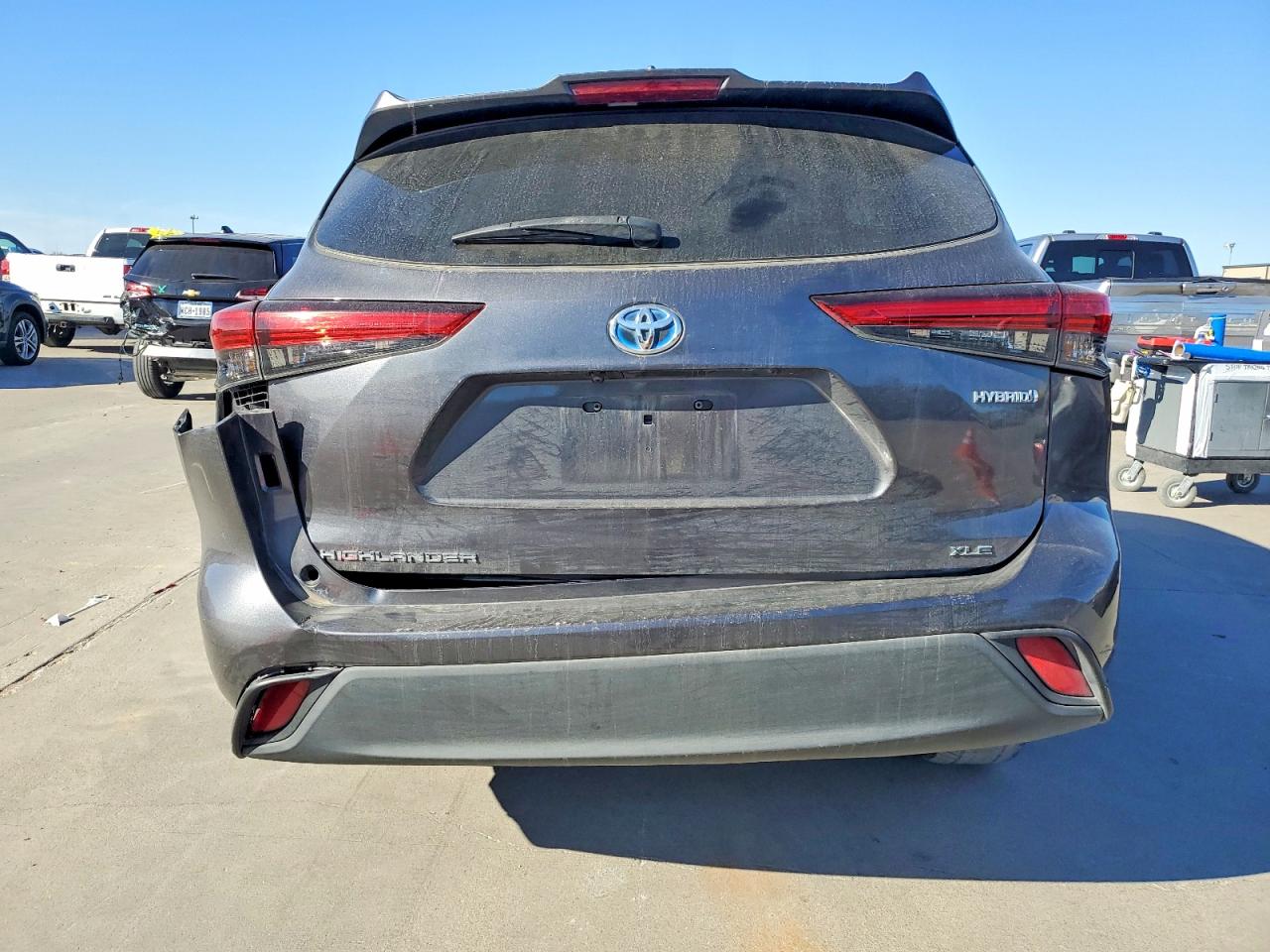 2020 TOYOTA HIGHLANDER HYBRID XLE photo 6