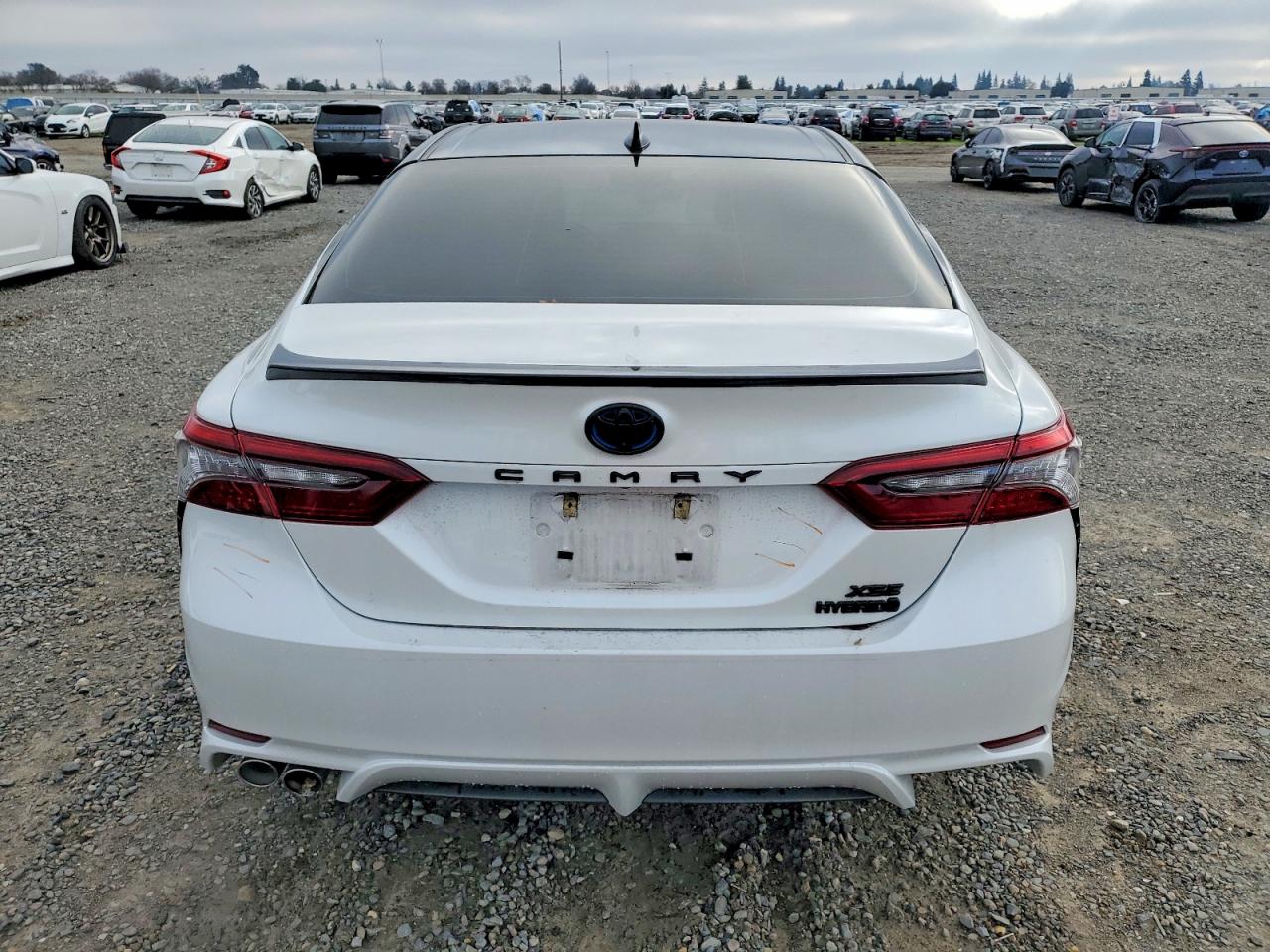 2021 TOYOTA CAMRY XSE photo 6