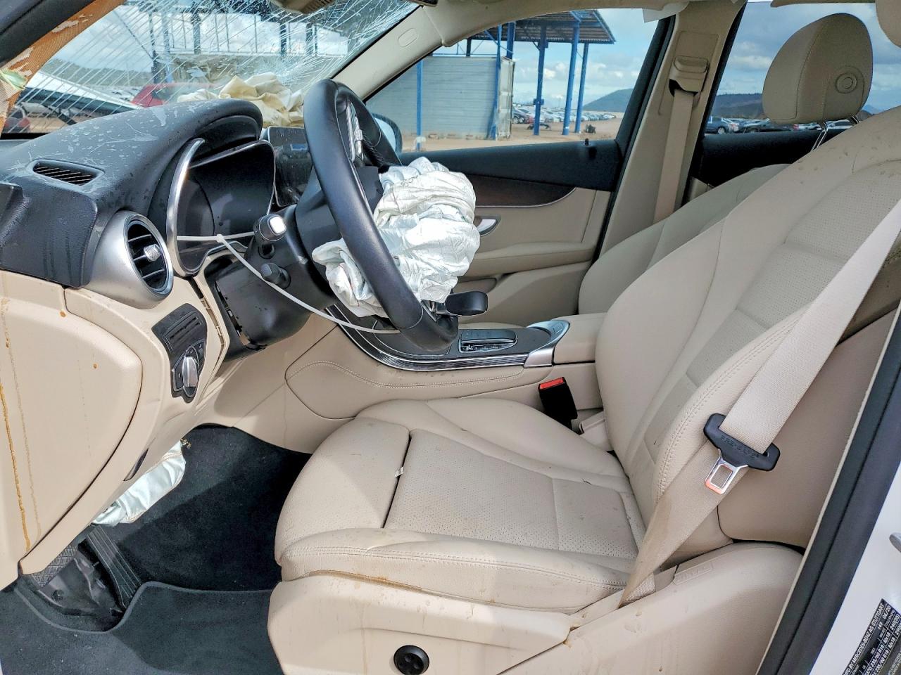 2020 MERCEDES-BENZ GLC 300 photo 7