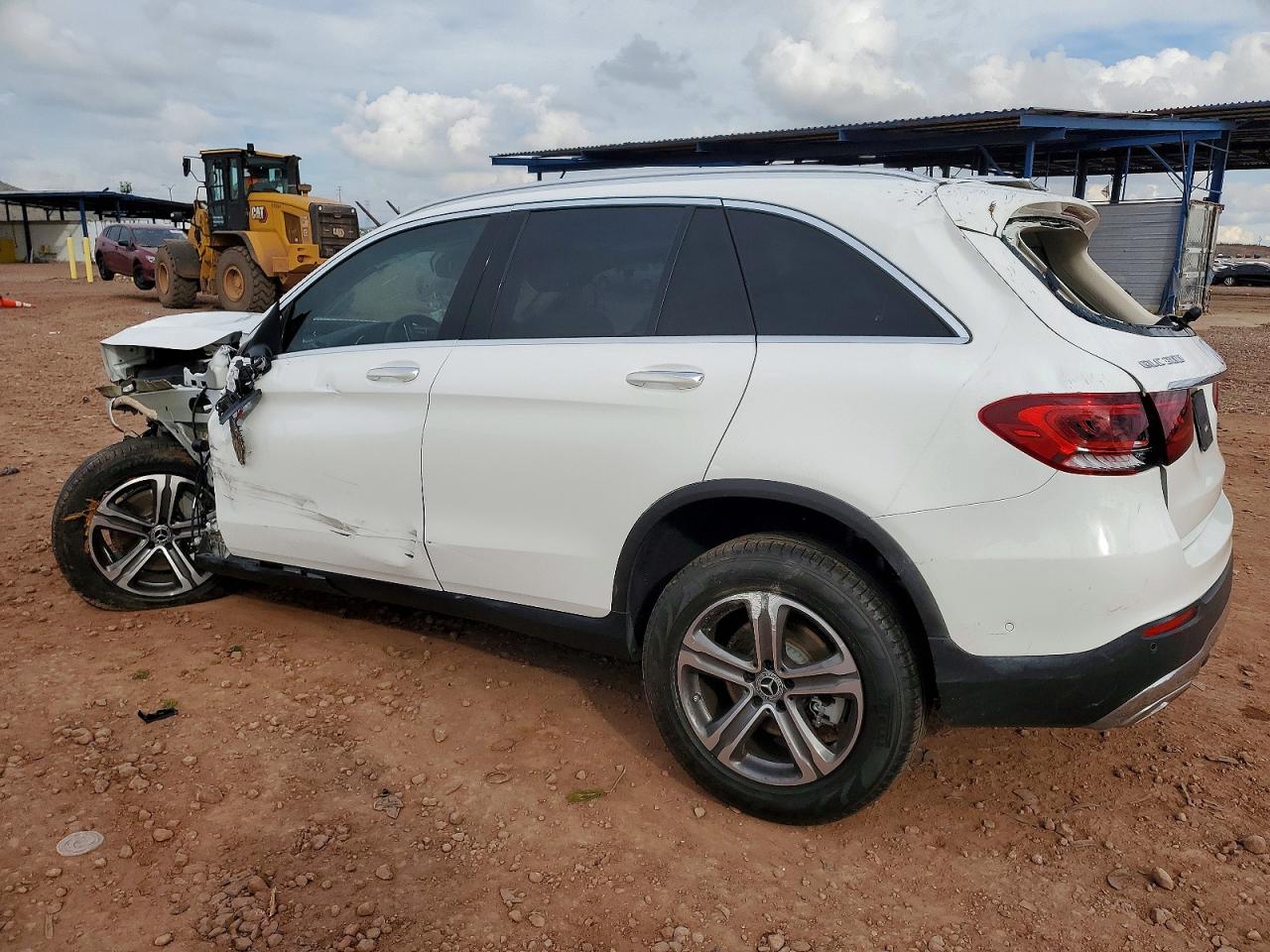 2020 MERCEDES-BENZ GLC 300 photo 2