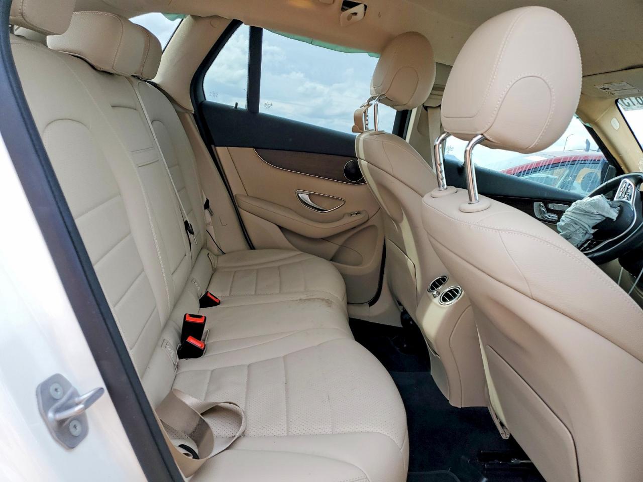 2020 MERCEDES-BENZ GLC 300 photo 11