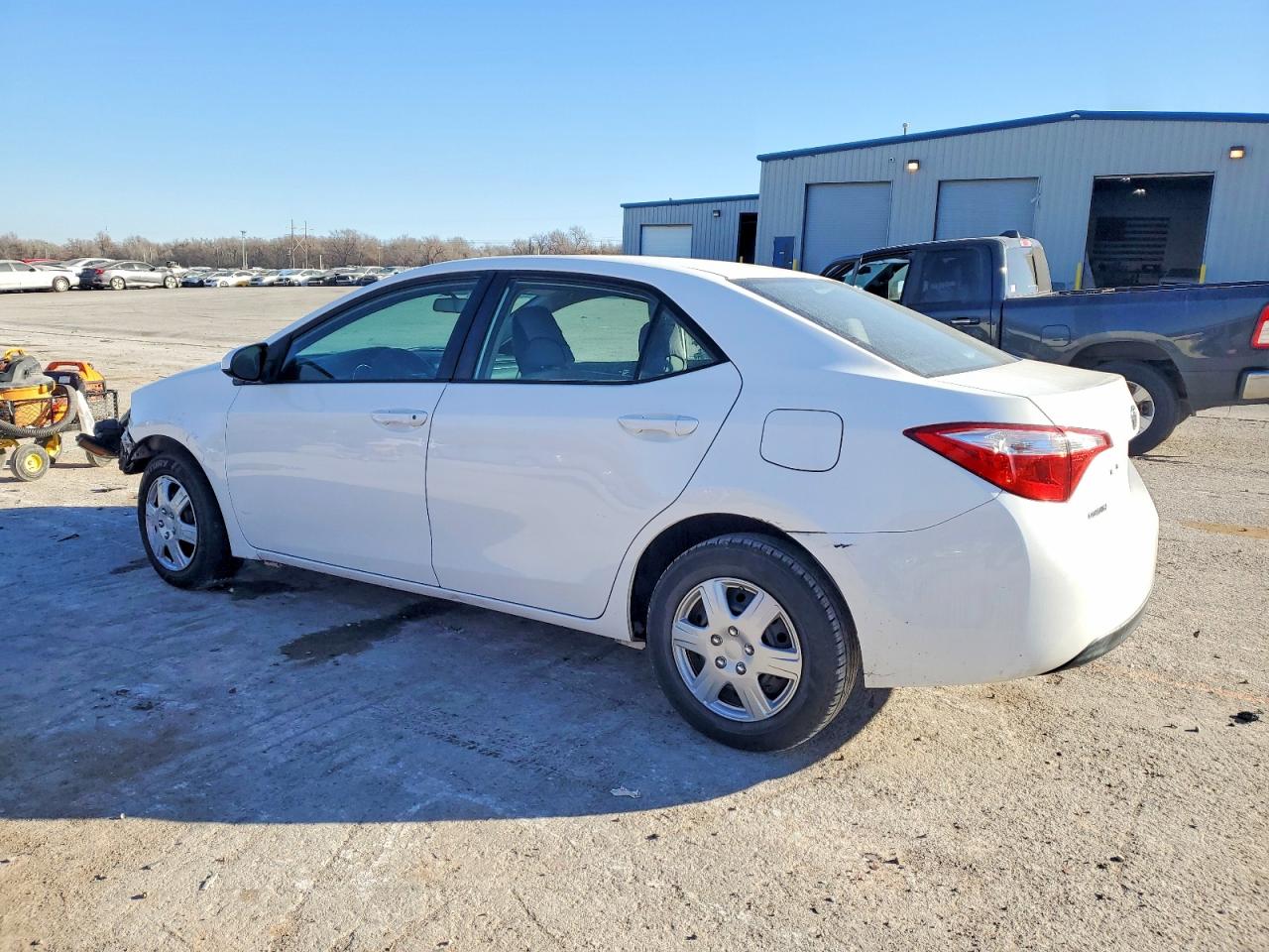 2016 TOYOTA COROLLA L photo 2
