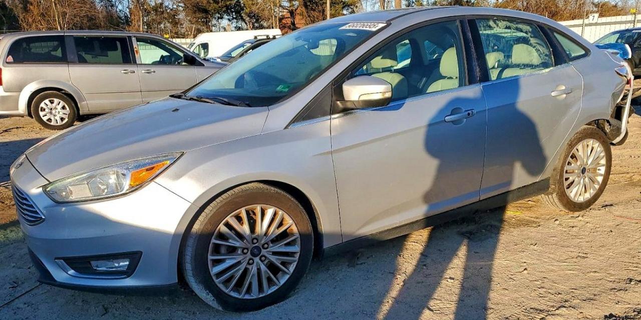 2017 FORD FOCUS