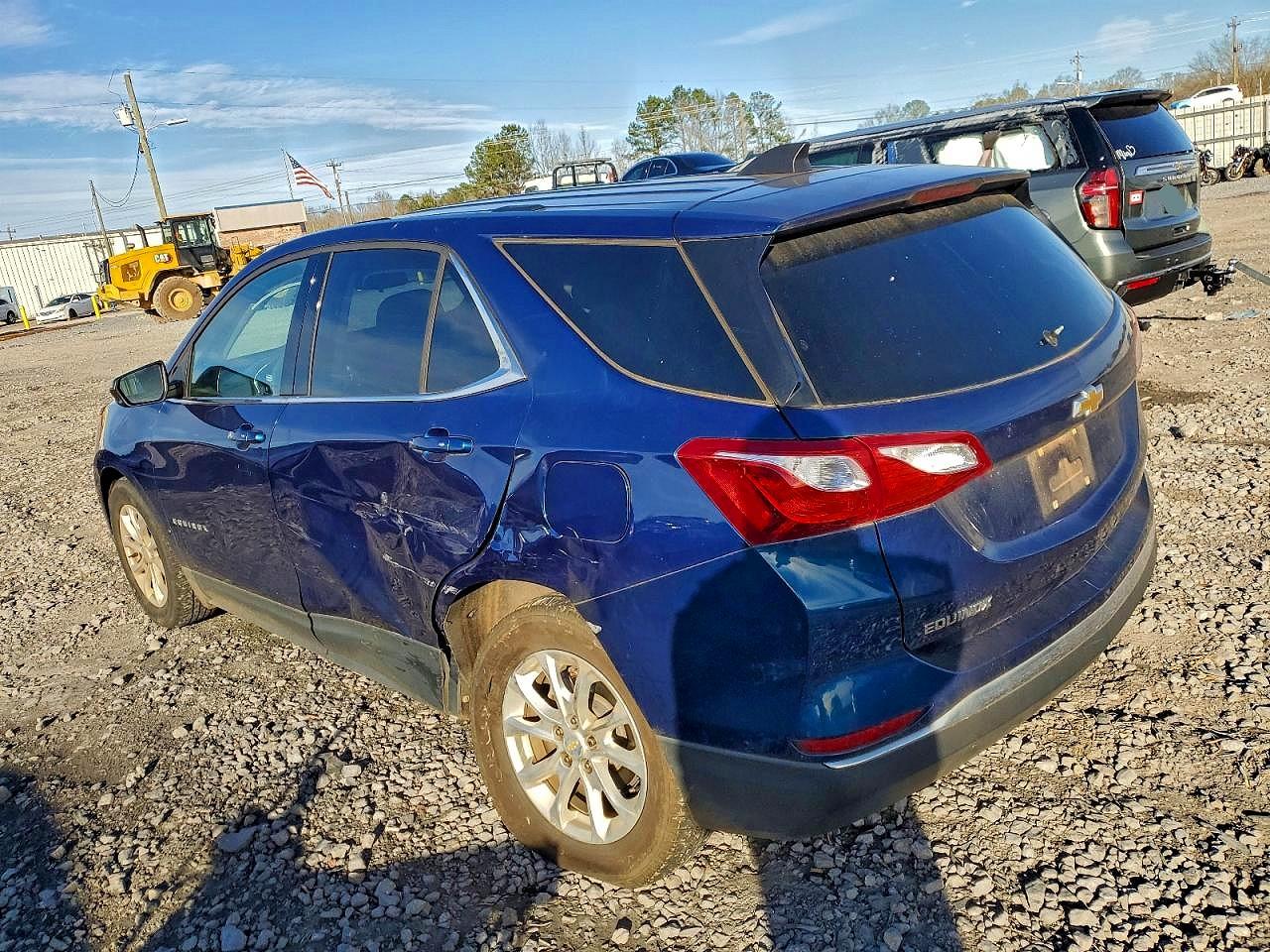2019 CHEVROLET EQUINOX LT photo 2