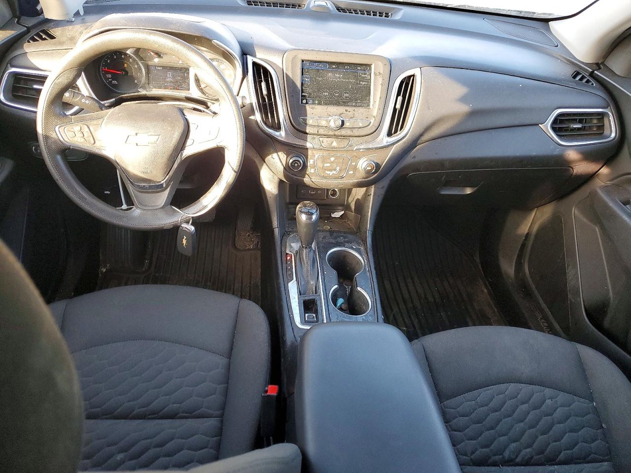 2019 CHEVROLET EQUINOX LT photo 8