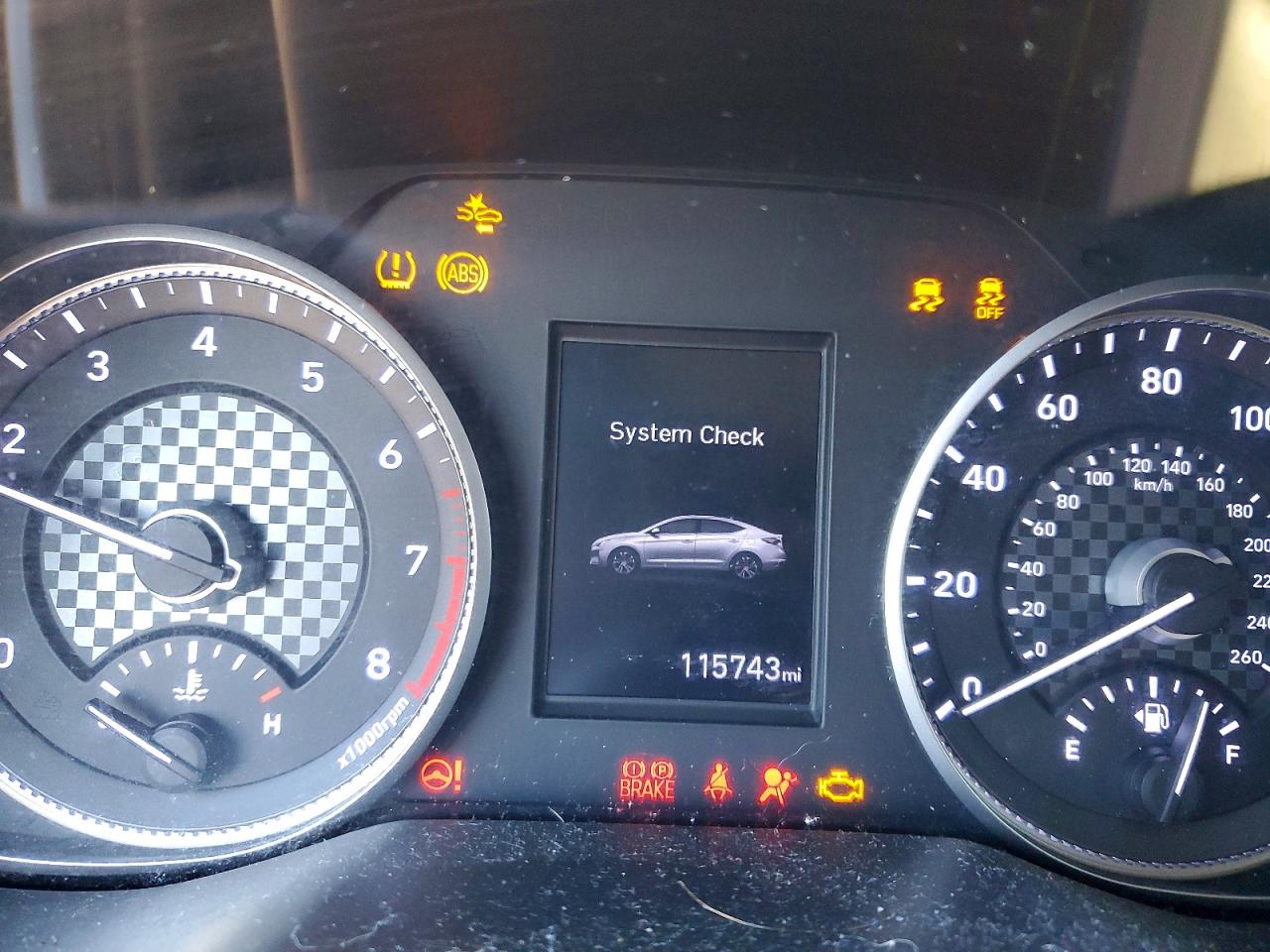2019 HYUNDAI ELANTRA SEL photo 9