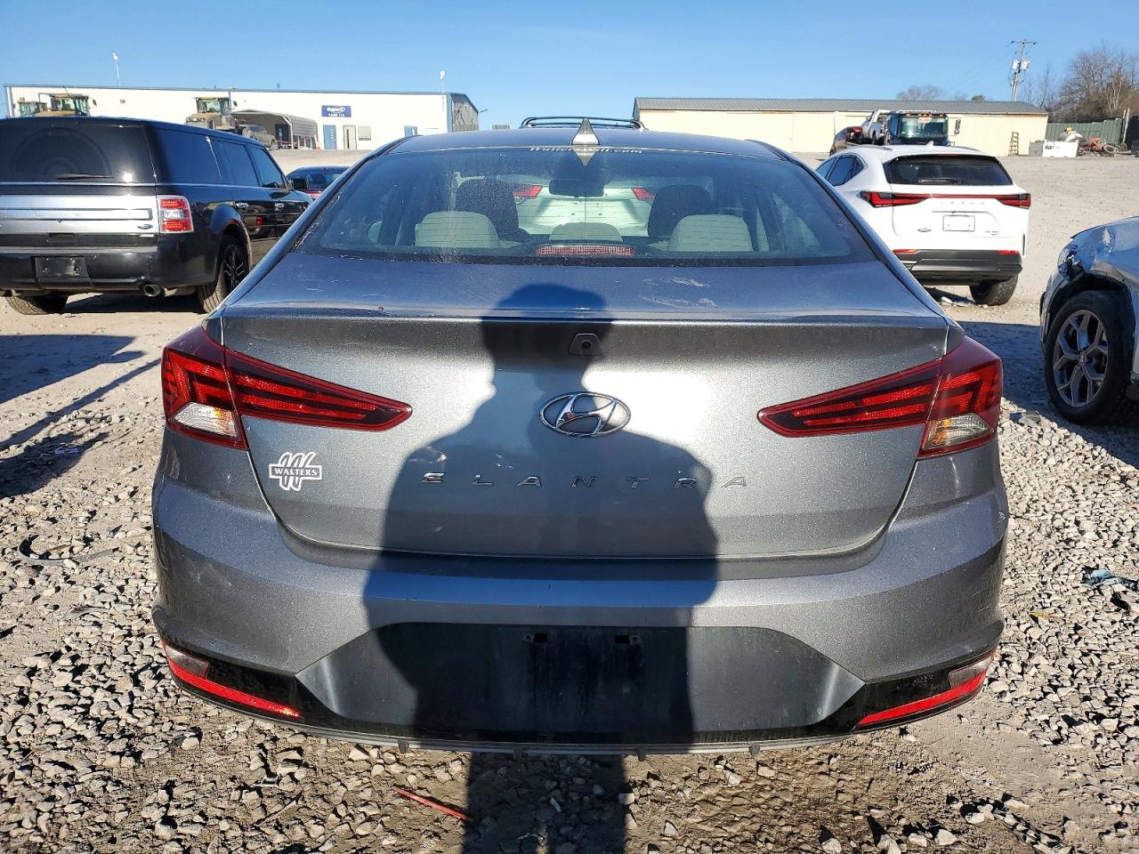 2019 HYUNDAI ELANTRA SEL photo 6