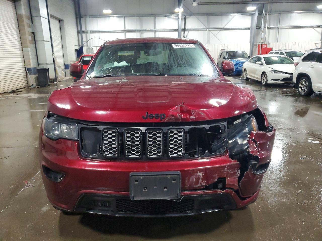 2018 JEEP GRAND CHEROKEE LAREDO photo 5