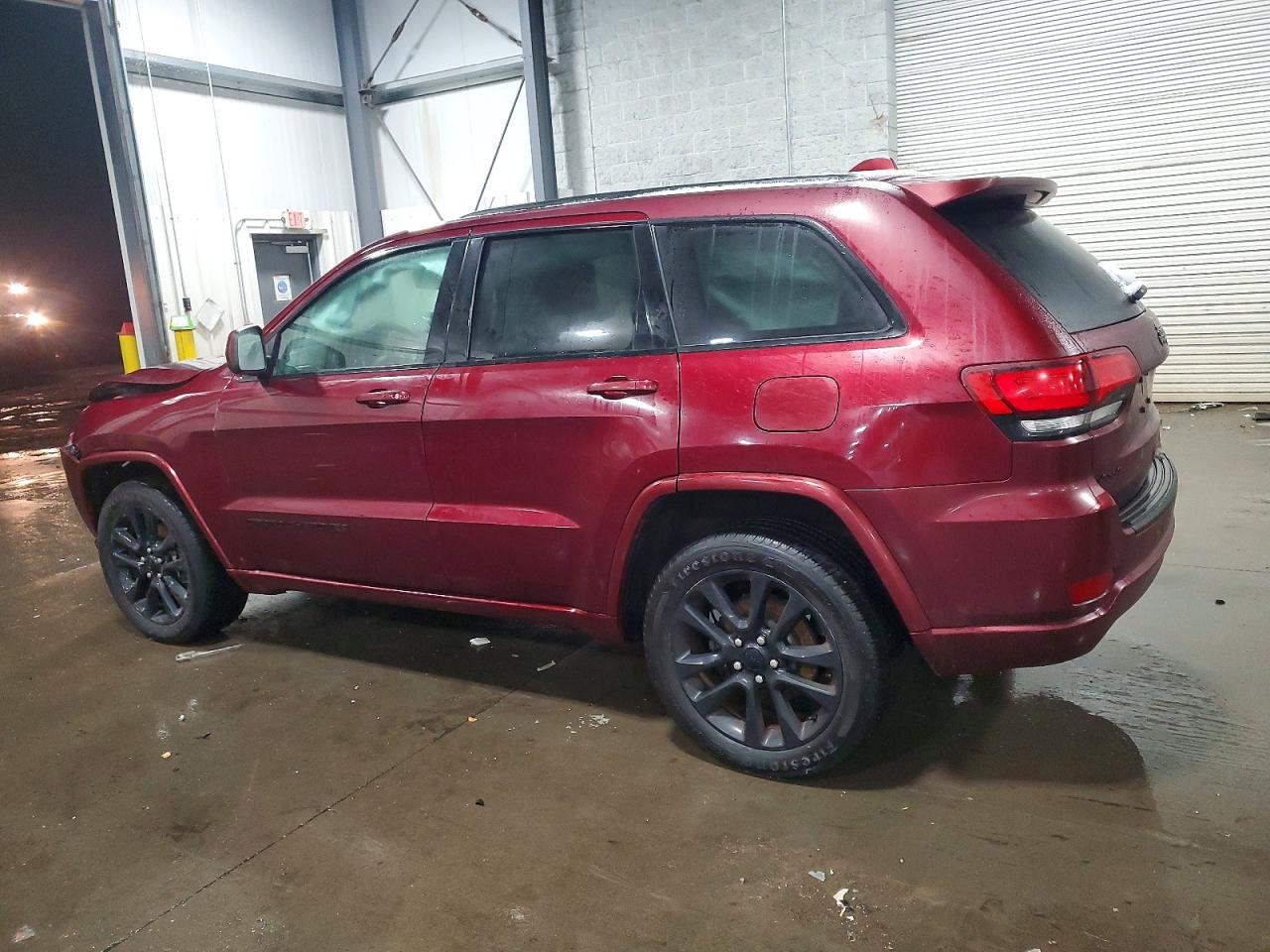 2018 JEEP GRAND CHEROKEE LAREDO photo 2