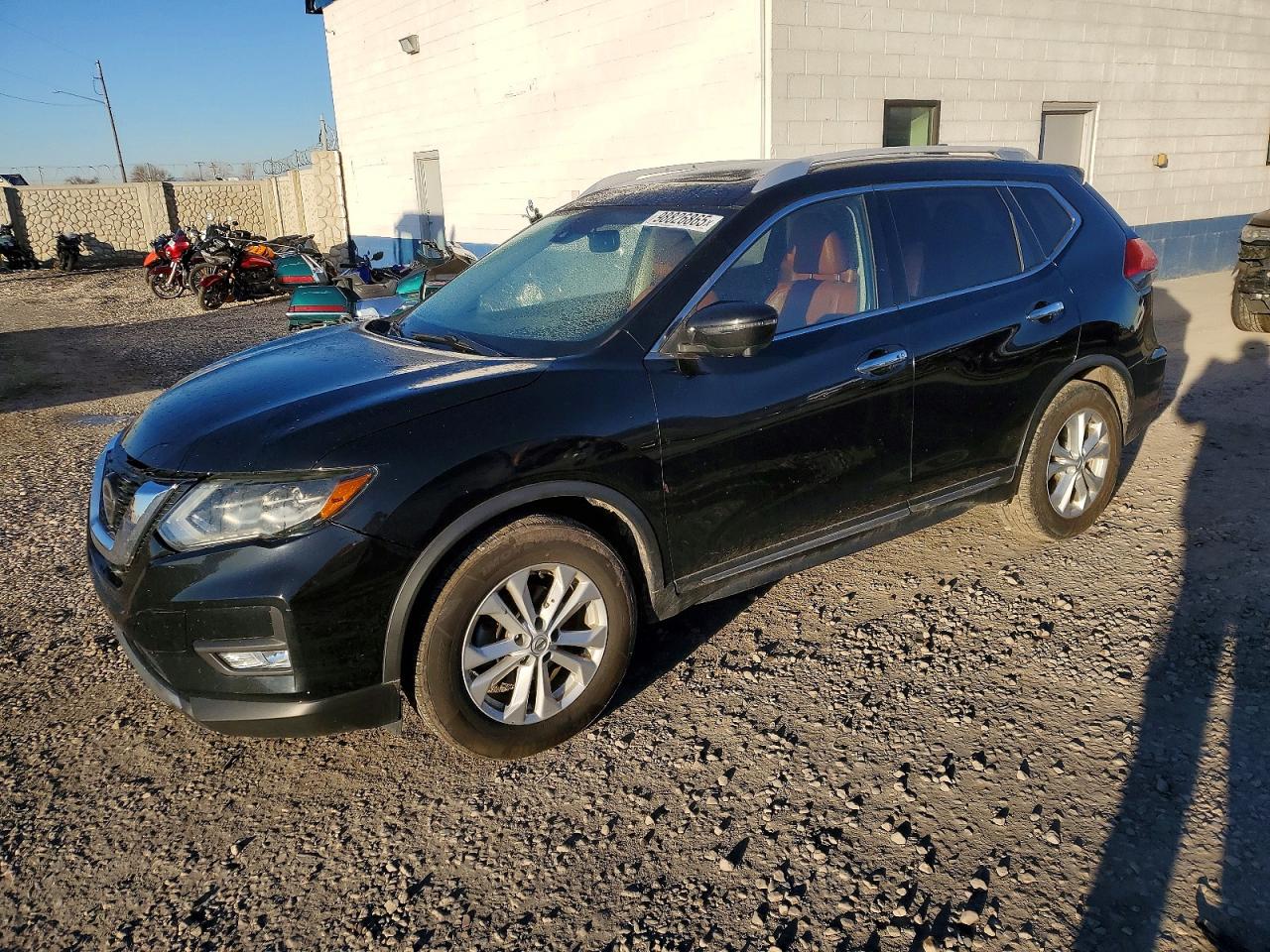 2018 NISSAN ROGUE