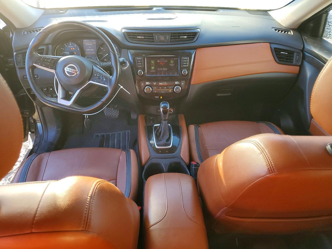 2018 NISSAN ROGUE S photo 8