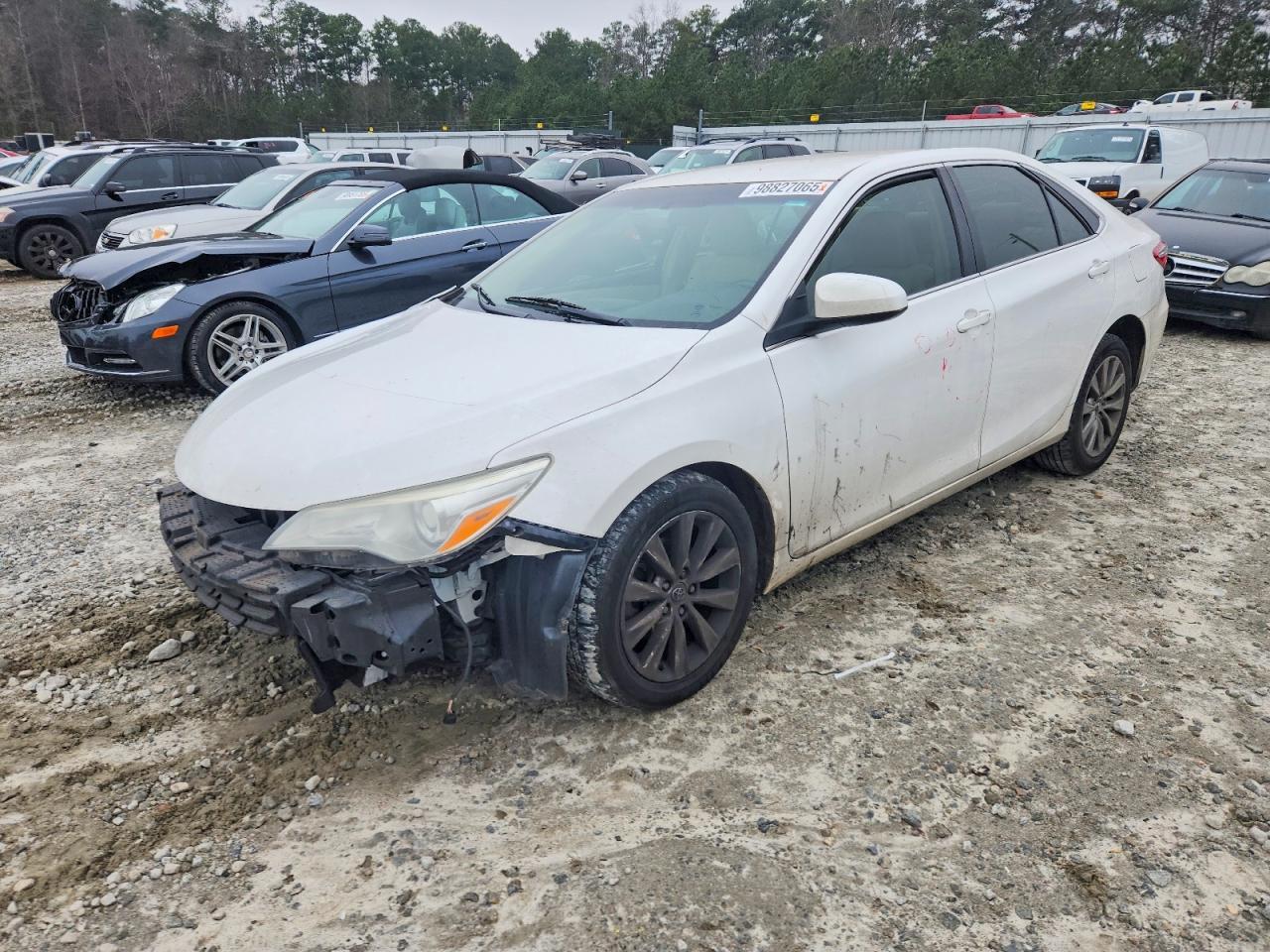 2017 TOYOTA CAMRY