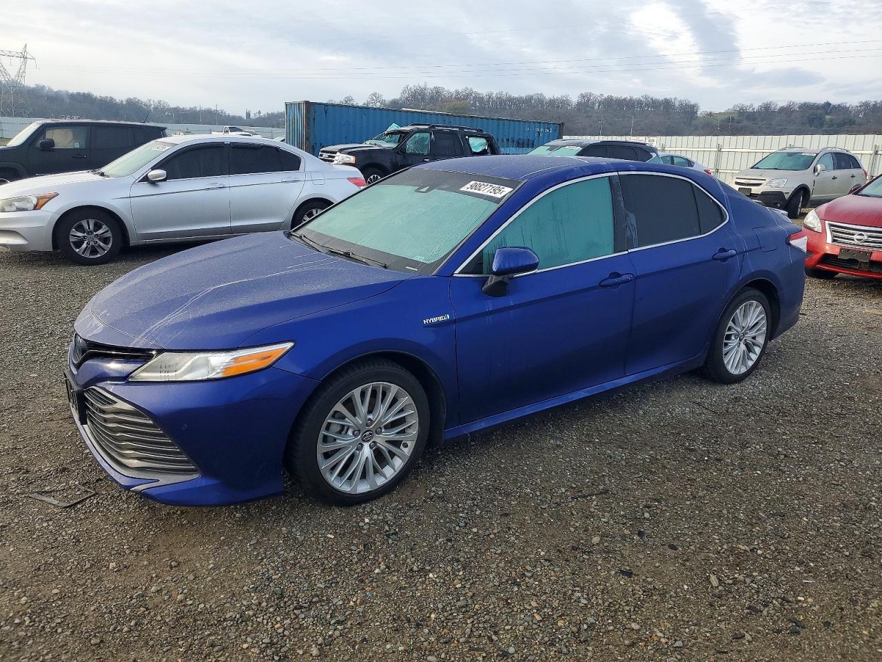 2018 TOYOTA CAMRY