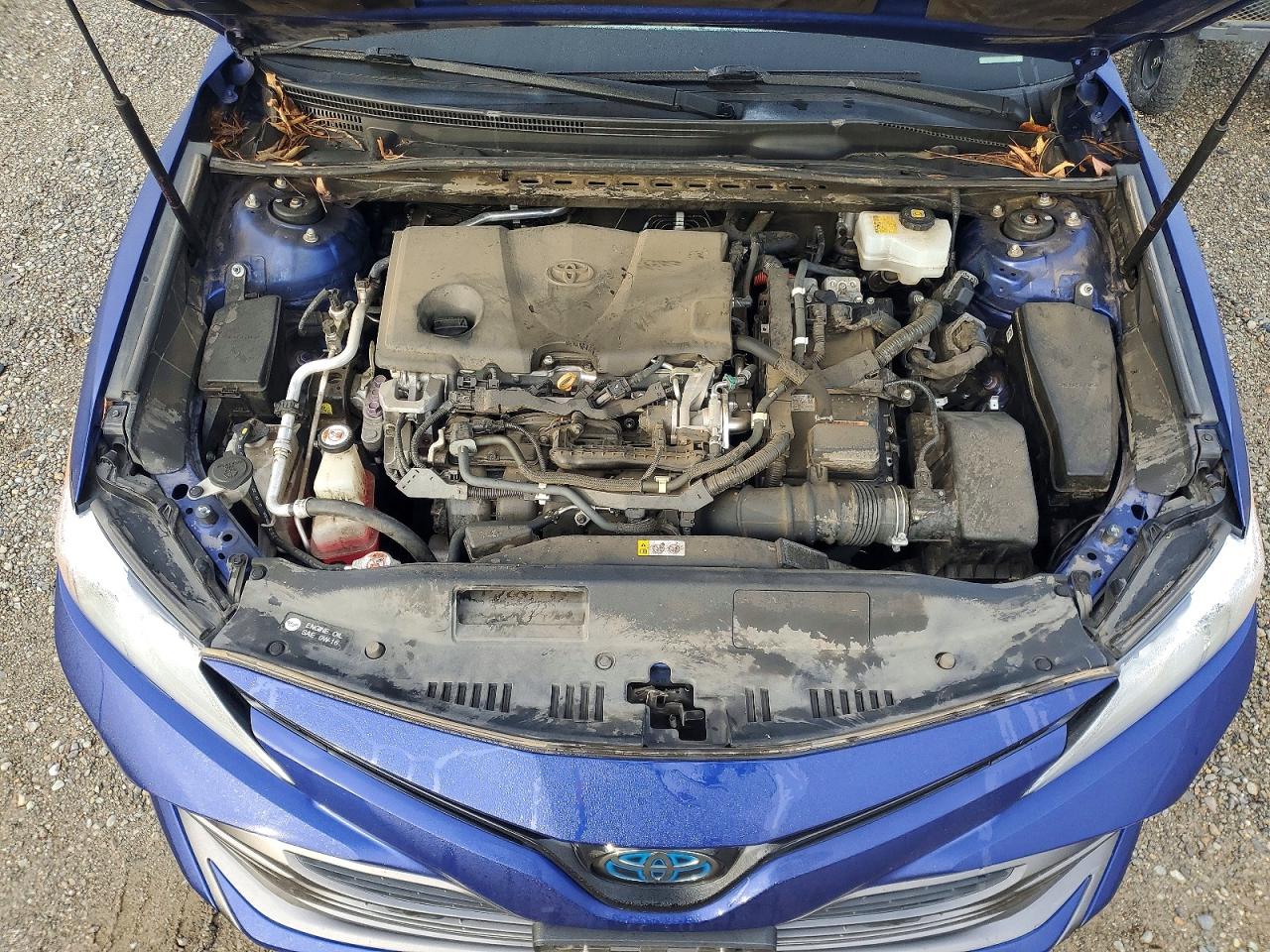 2018 TOYOTA CAMRY HYBRID photo 11