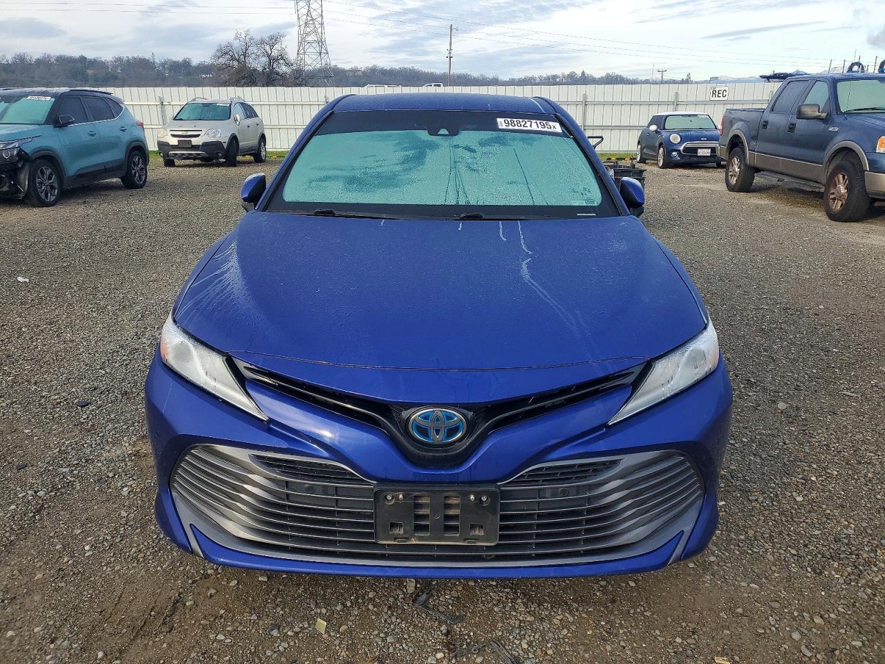 2018 TOYOTA CAMRY HYBRID photo 5