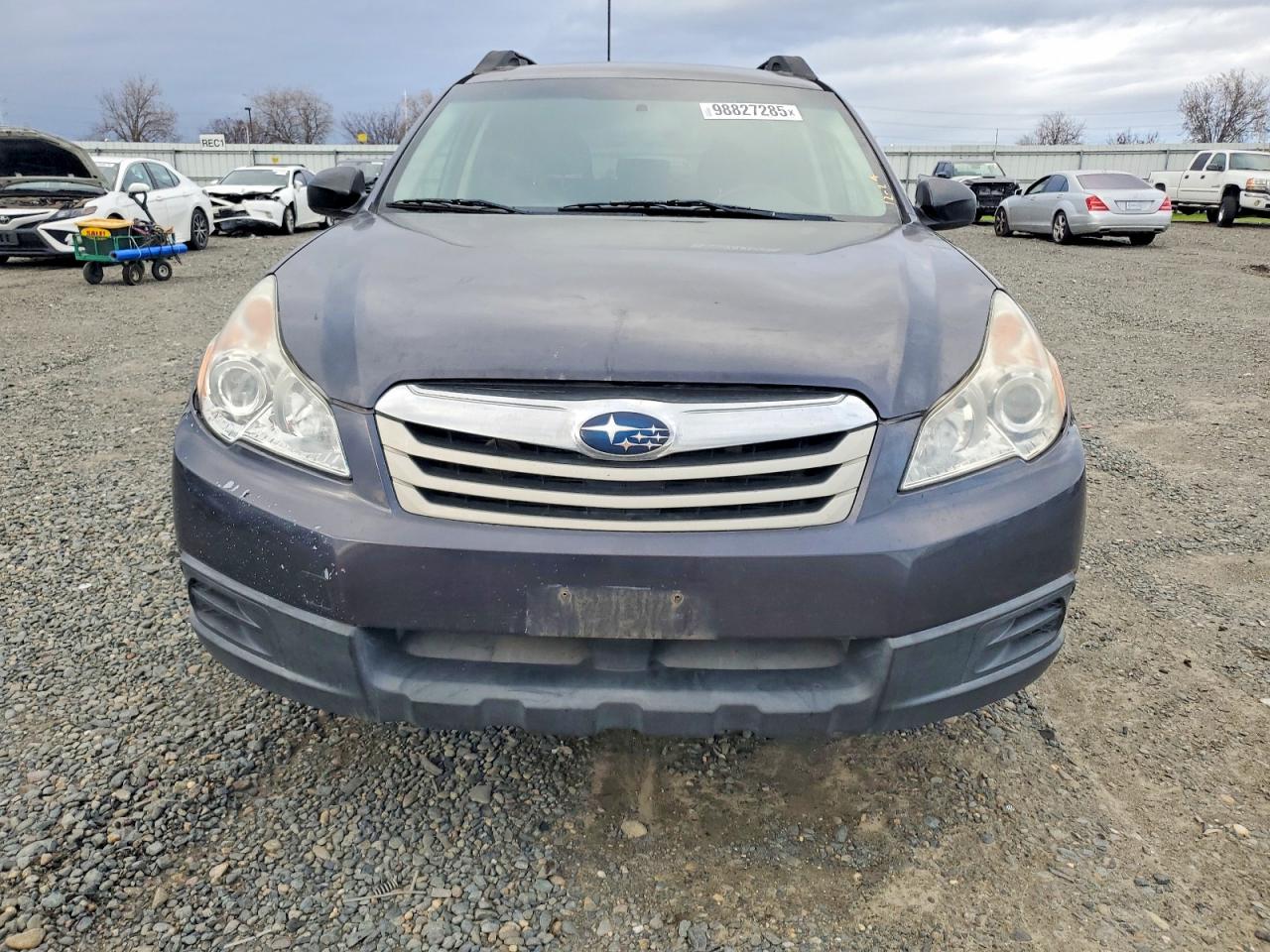 2010 SUBARU OUTBACK 2.5I photo 5