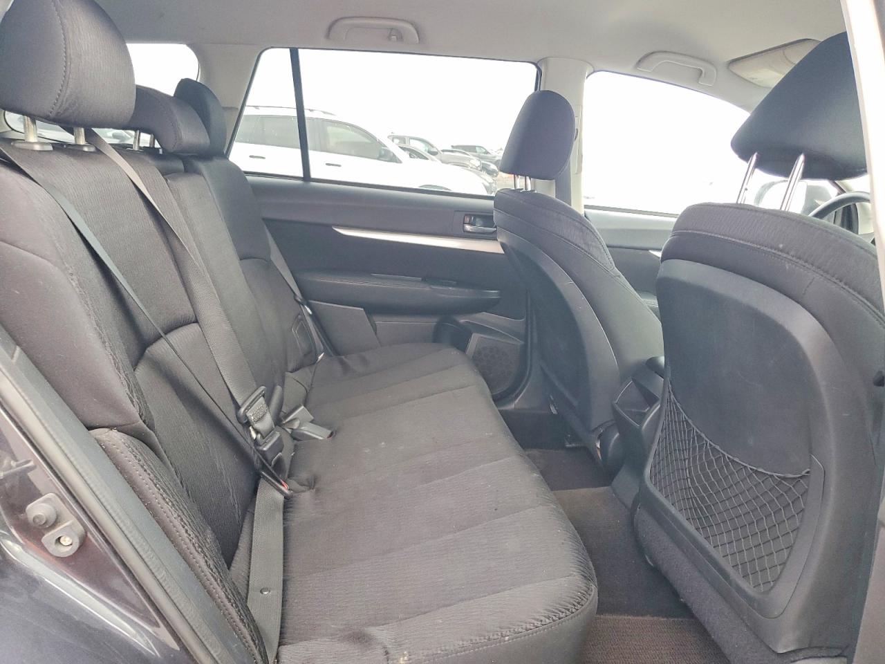 2010 SUBARU OUTBACK 2.5I photo 11