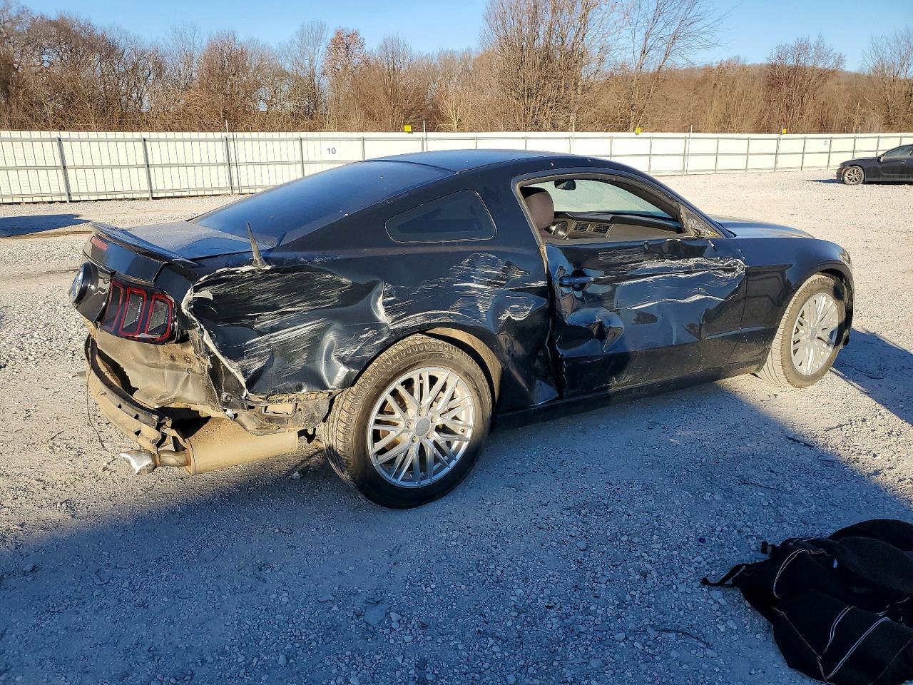 2014 FORD MUSTANG photo 3