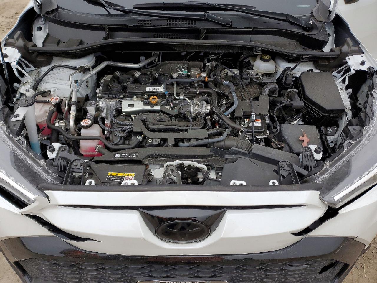 2025 TOYOTA COROLLA CROSS SE photo 12
