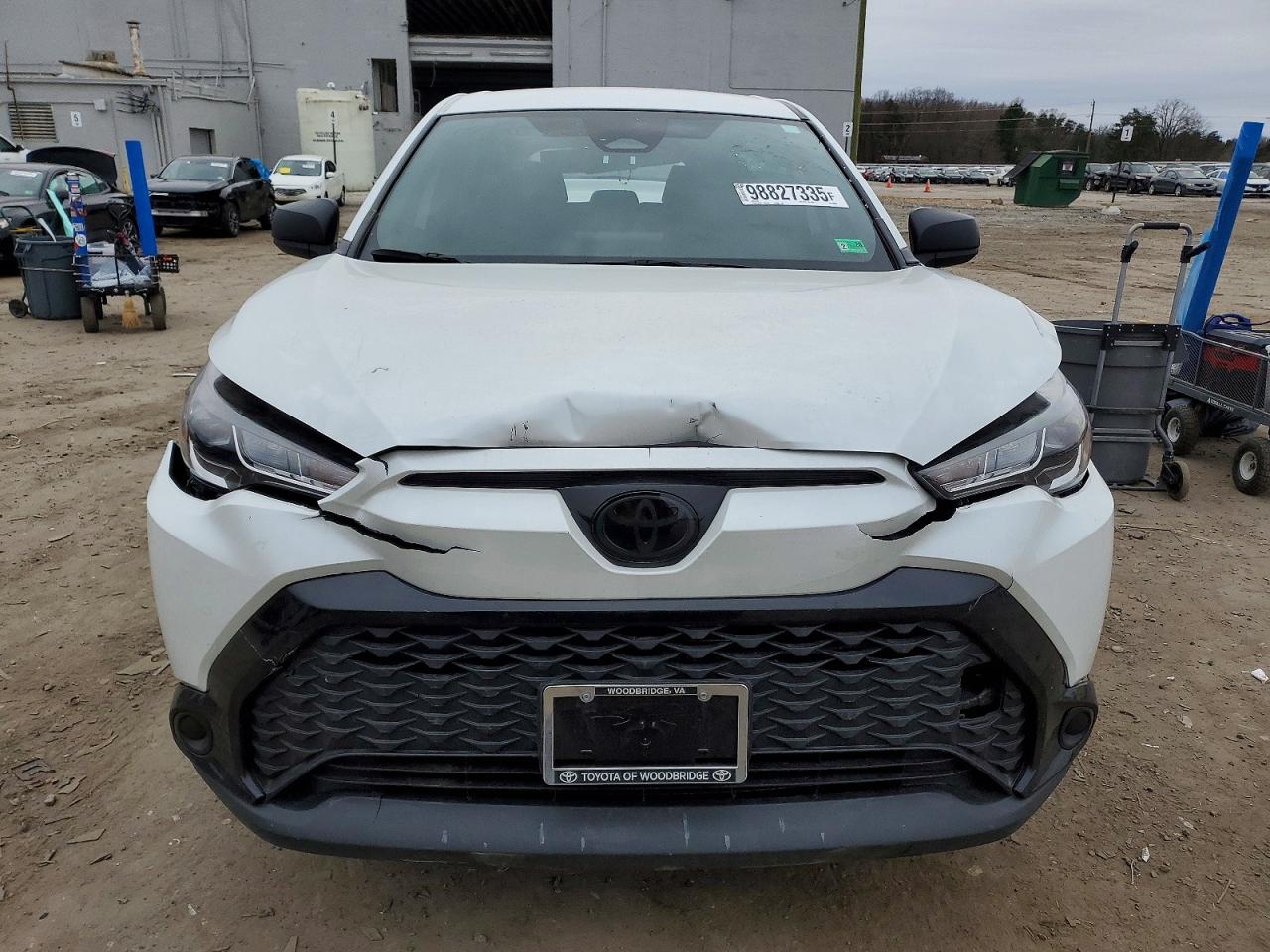 2025 TOYOTA COROLLA CROSS SE photo 5