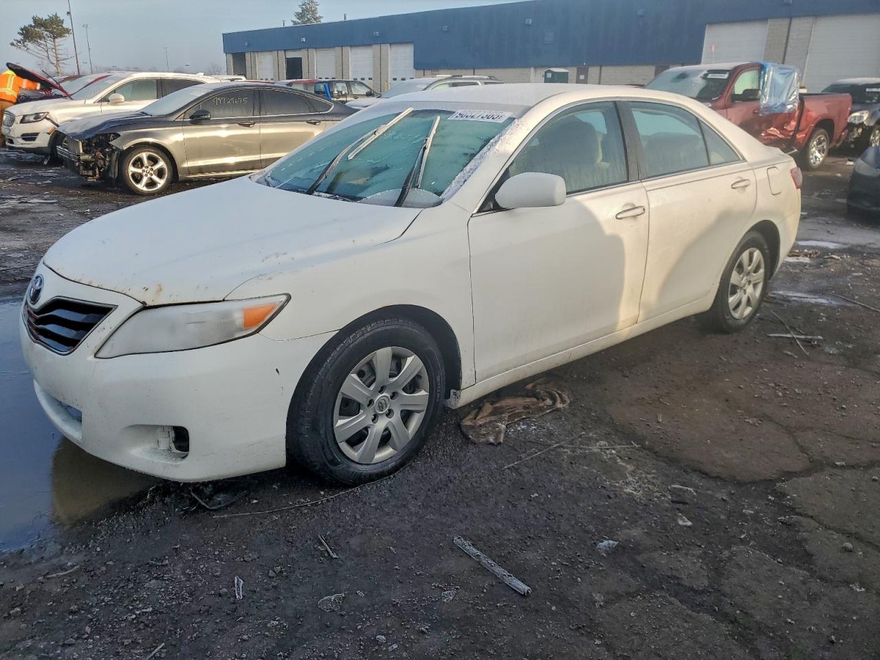 2010 TOYOTA CAMRY