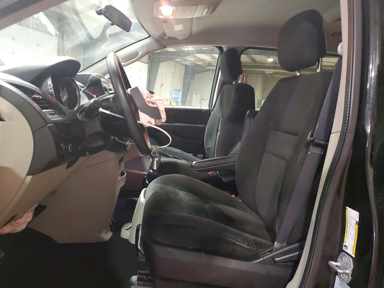 2015 DODGE GRAND CARAVAN SE photo 7