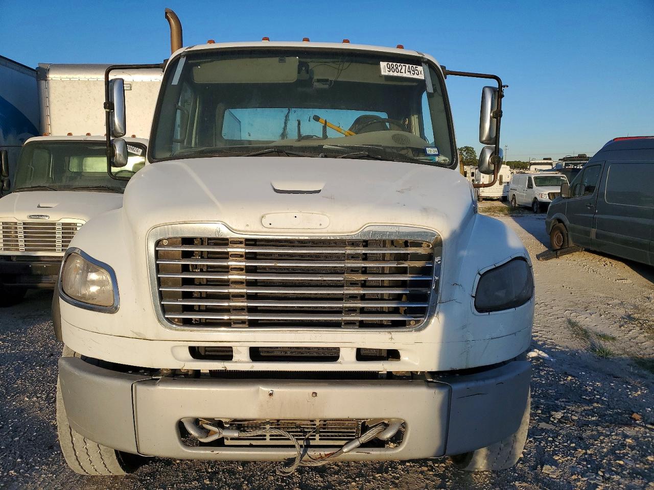 2010 FREIGHTLINER BUSINESS CLASS M2 TRUCK CAB ANDCHASSIS photo 5