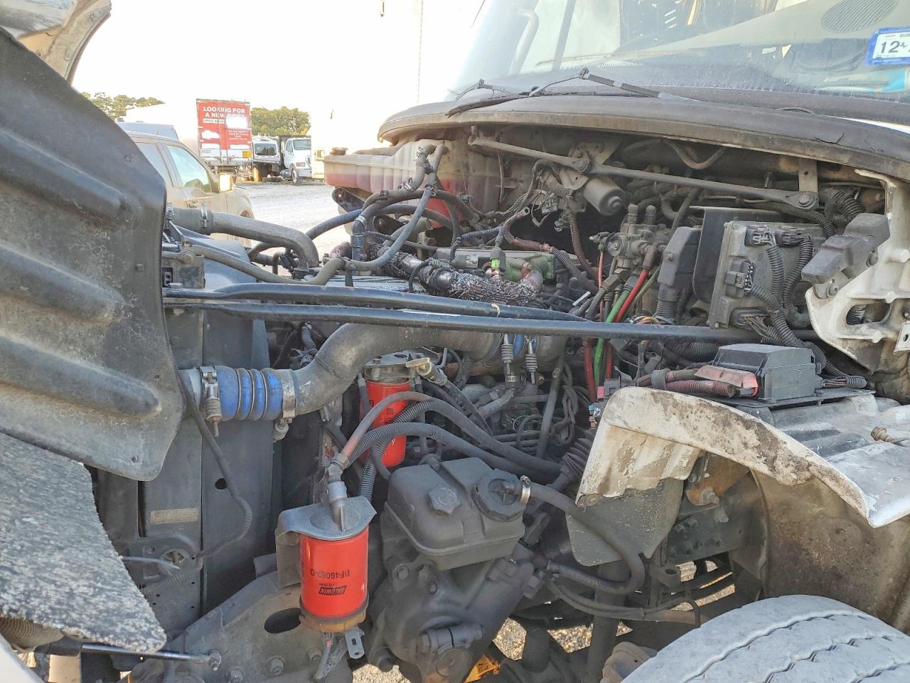 2010 FREIGHTLINER BUSINESS CLASS M2 TRUCK CAB ANDCHASSIS photo 12