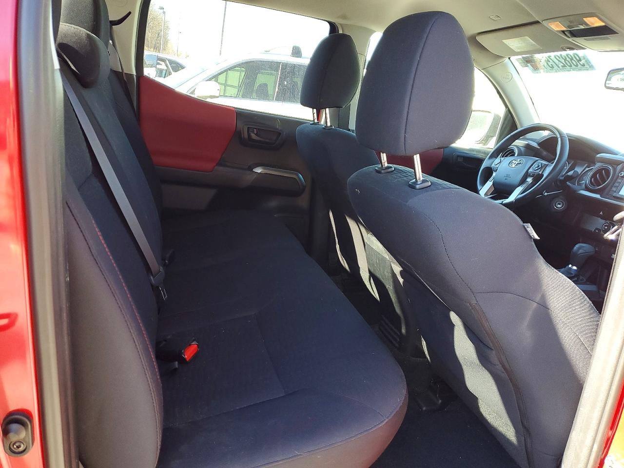 2019 TOYOTA TACOMA DOUBLE CAB photo 10