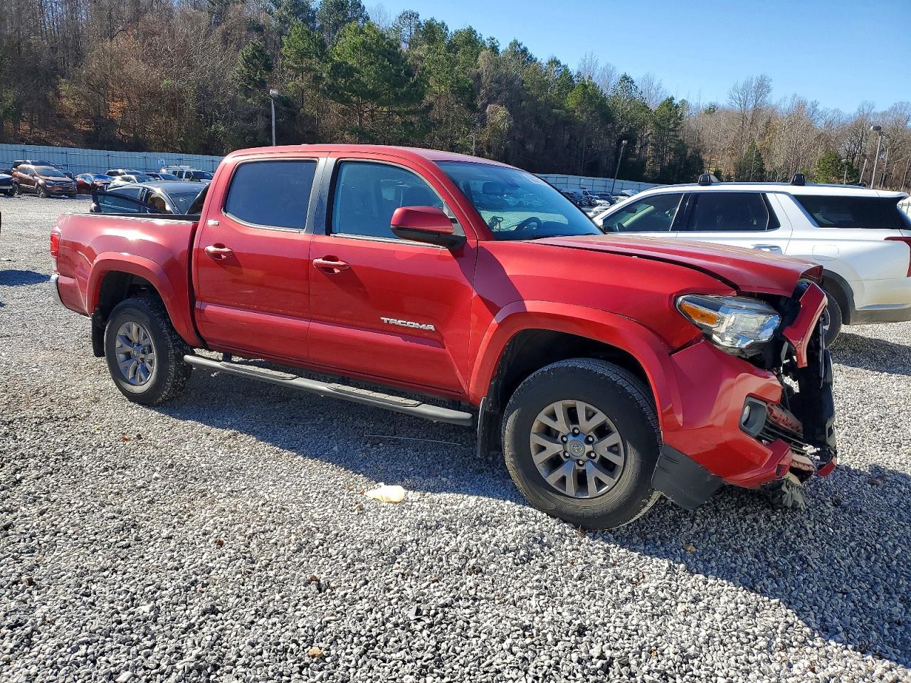 2019 TOYOTA TACOMA DOUBLE CAB photo 4