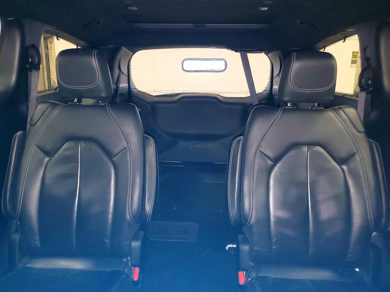 2019 CHRYSLER PACIFICA TOURING L PLUS photo 10