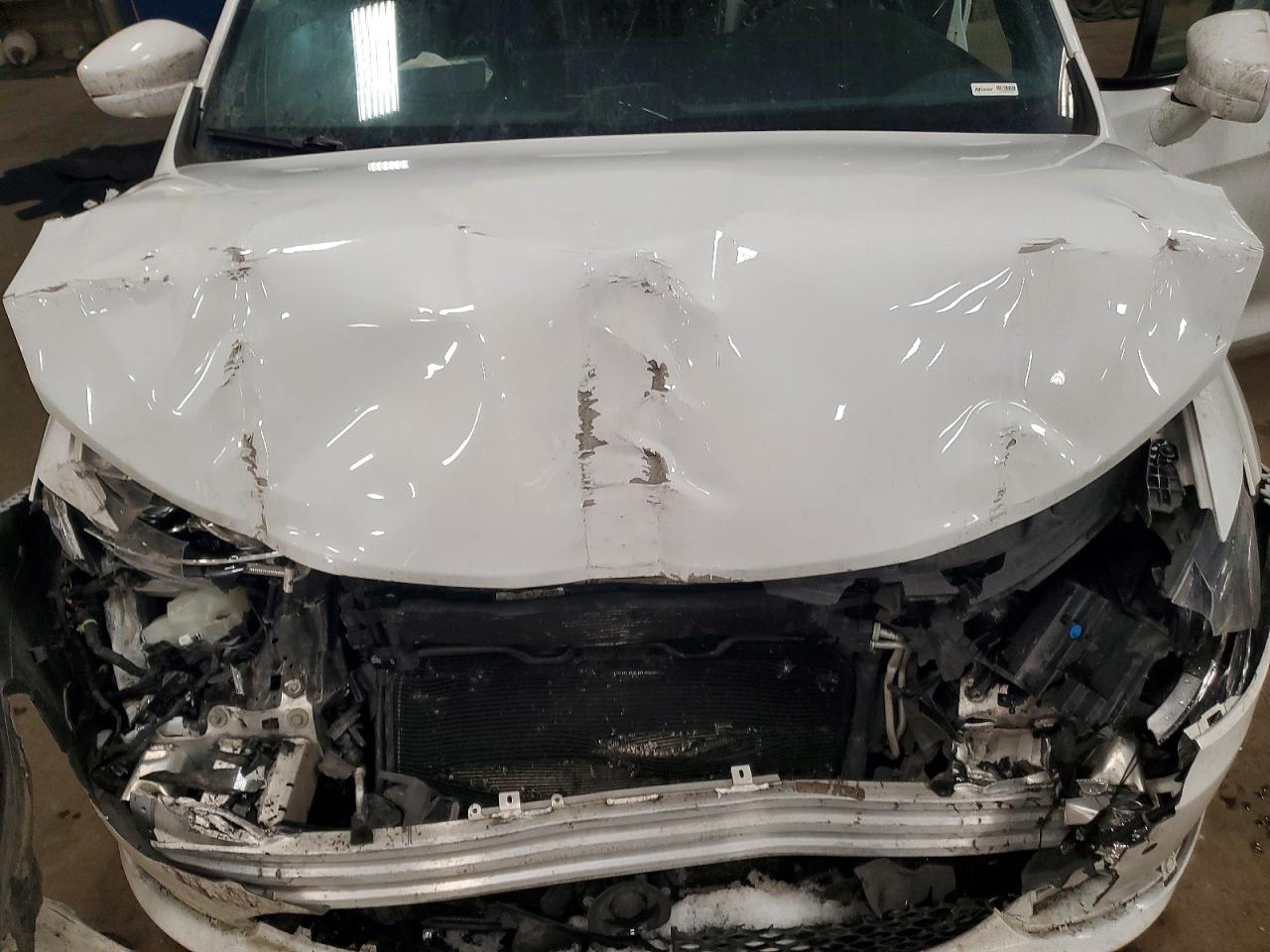 2019 CHRYSLER PACIFICA TOURING L PLUS photo 12