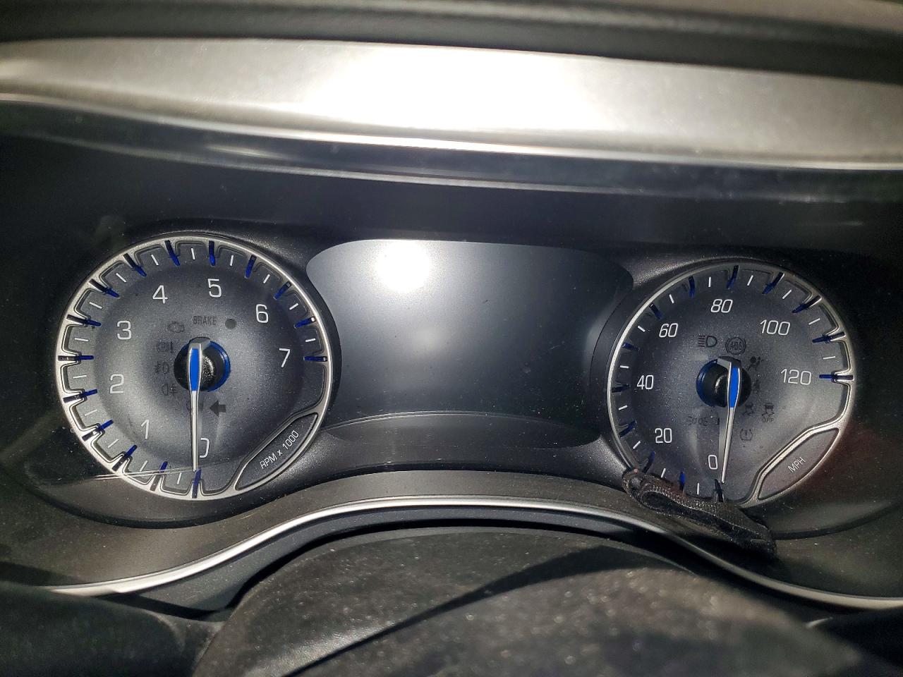 2019 CHRYSLER PACIFICA TOURING L PLUS photo 9