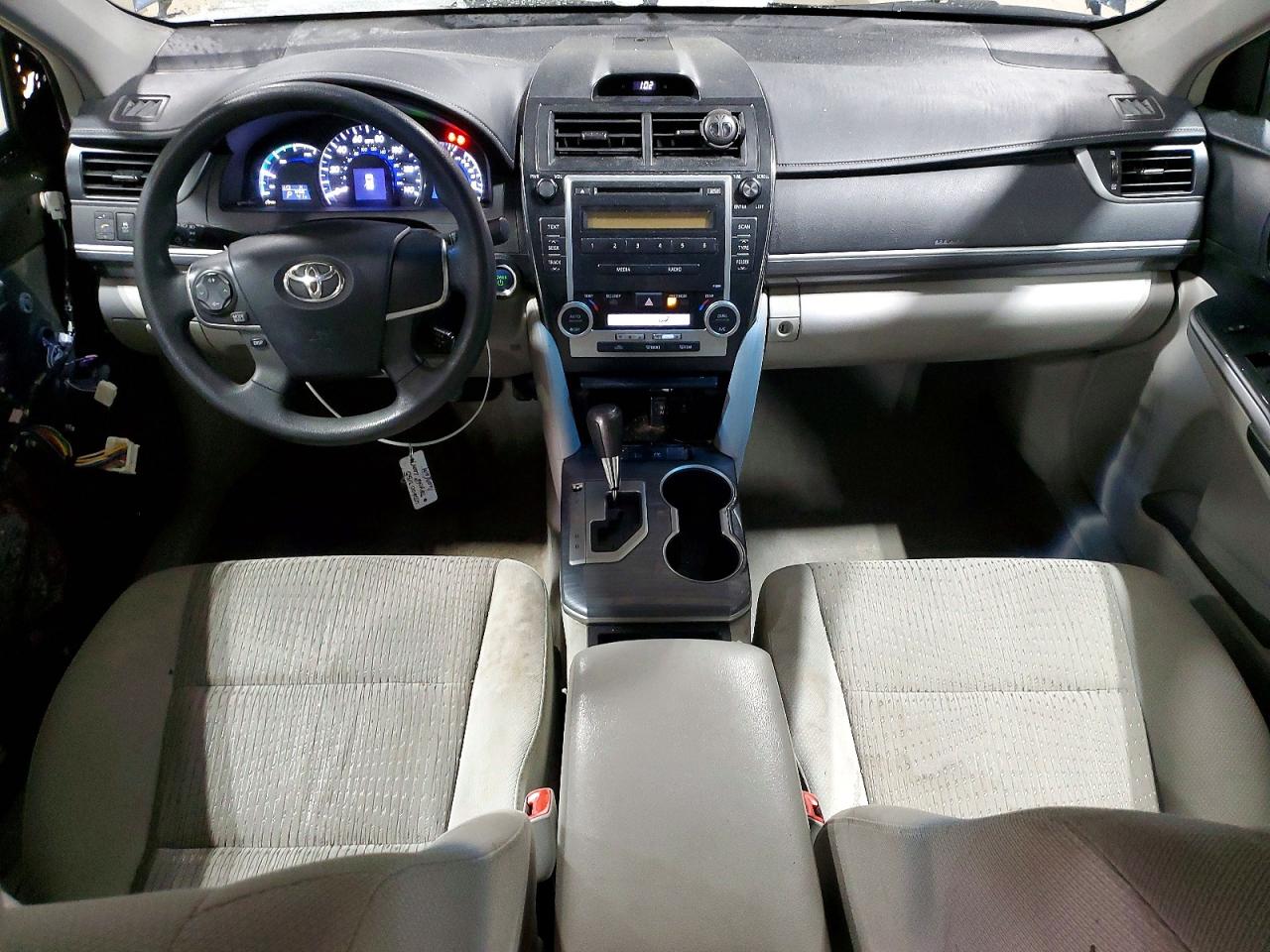 2012 TOYOTA CAMRY HYBRID photo 8