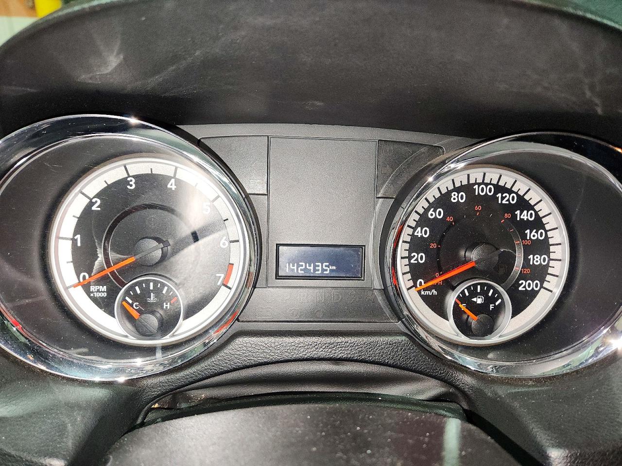 2012 DODGE GRAND CARAVAN SE photo 9