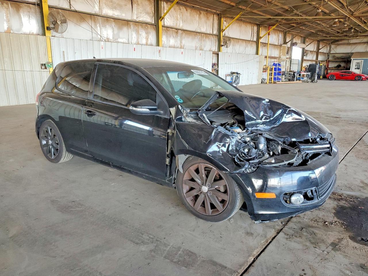 2011 VOLKSWAGEN GOLF photo 10