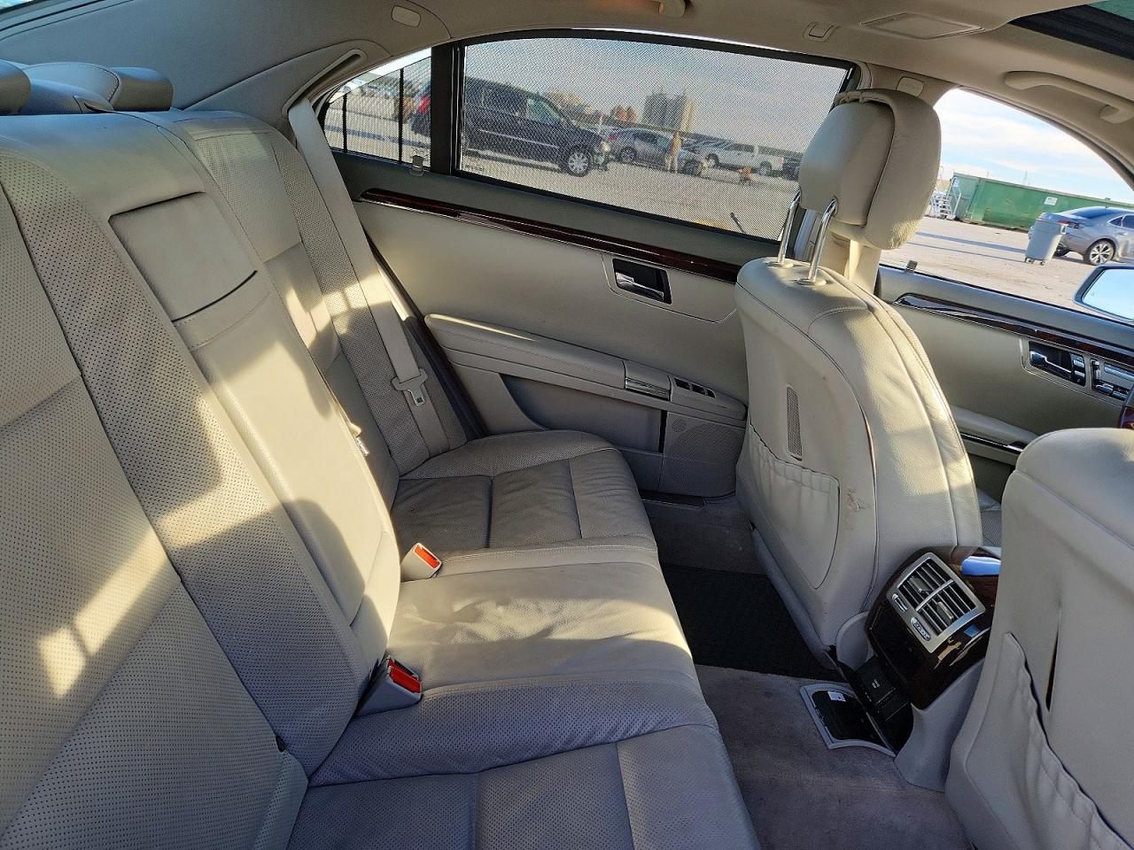 2013 MERCEDES-BENZ S 550 photo 10