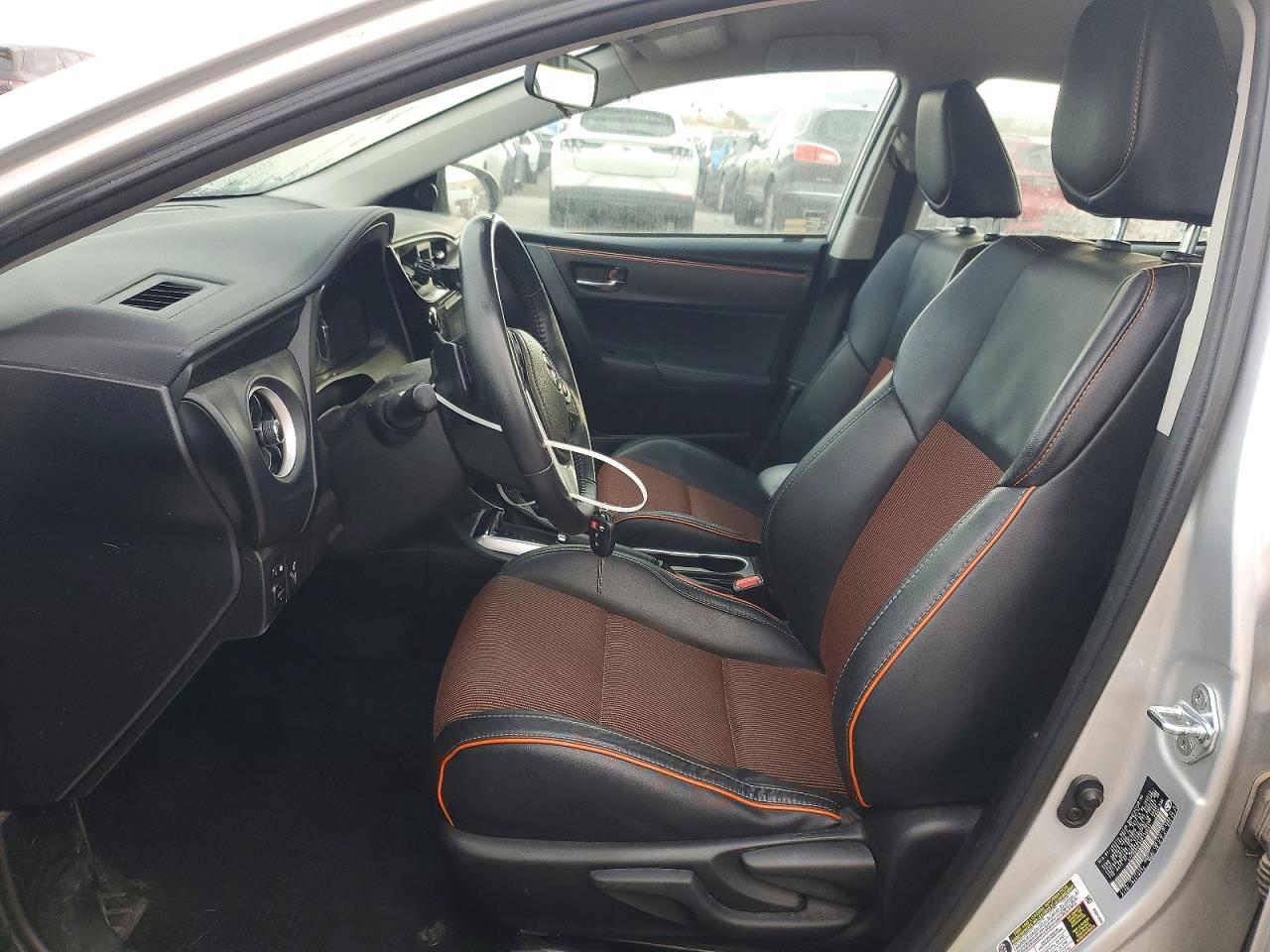 2017 TOYOTA COROLLA L photo 7
