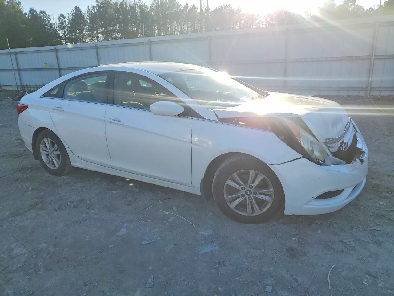 2011 HYUNDAI SONATA GLS photo 4