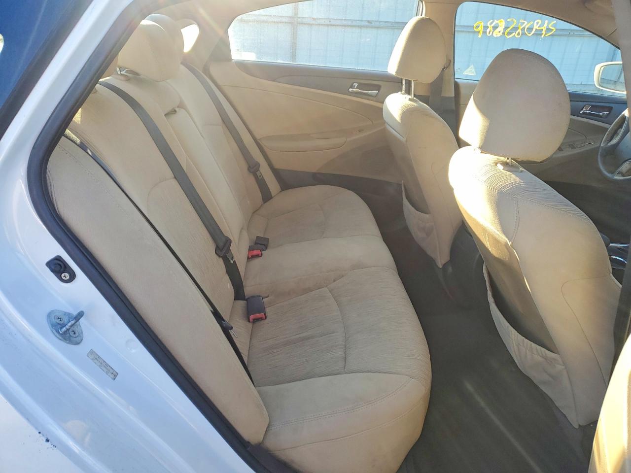 2011 HYUNDAI SONATA GLS photo 10