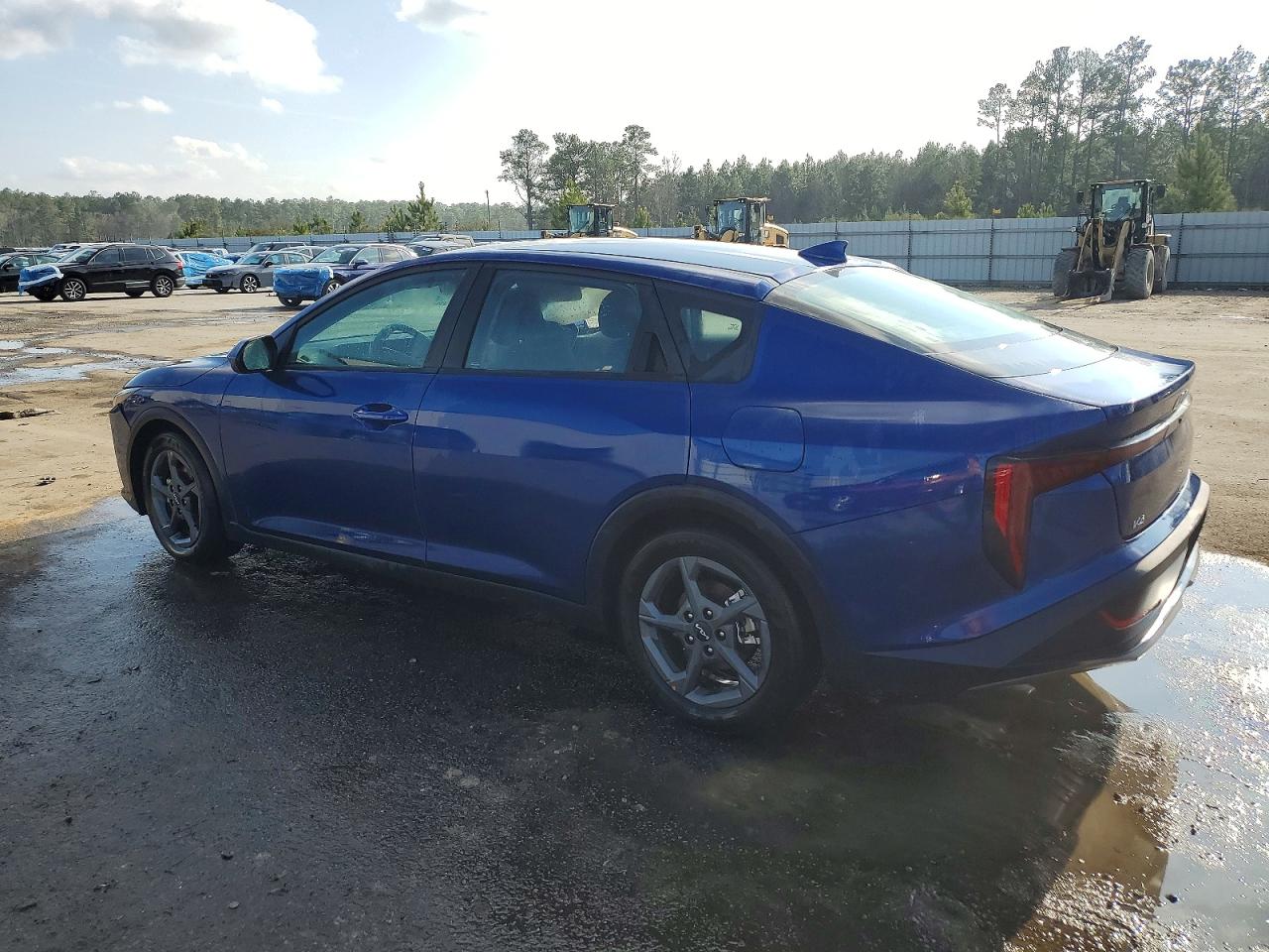 2025 KIA K4 LXS photo 2
