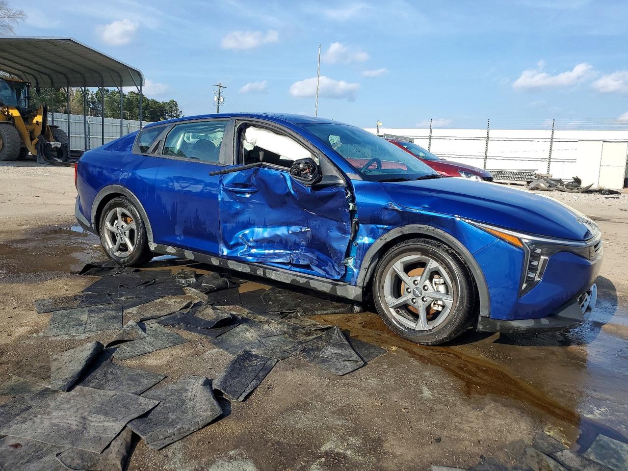 2025 KIA K4 LXS photo 4