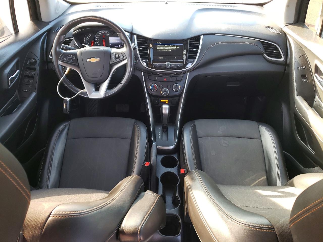 2019 CHEVROLET TRAX 1LT photo 8