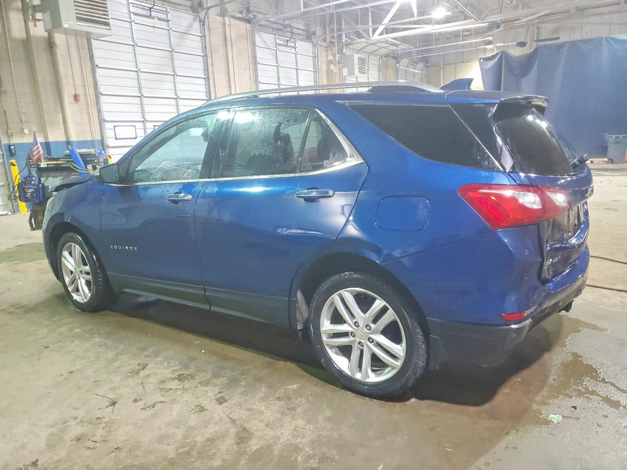 2020 CHEVROLET EQUINOX PREMIER photo 2