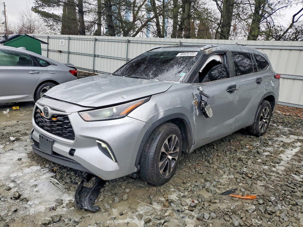2022 TOYOTA HIGHLANDER