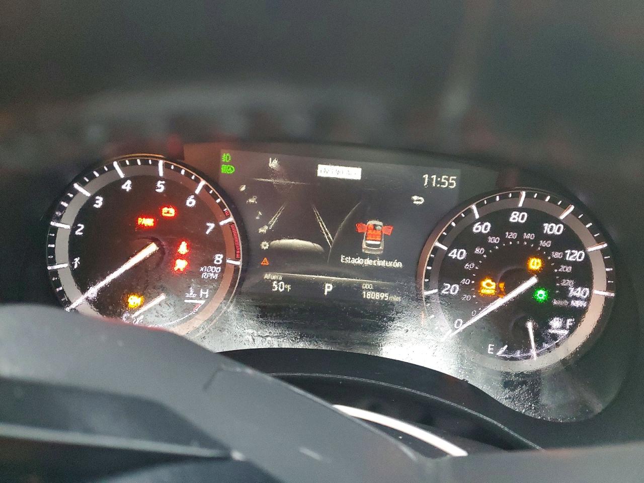 2022 TOYOTA HIGHLANDER XLE photo 9