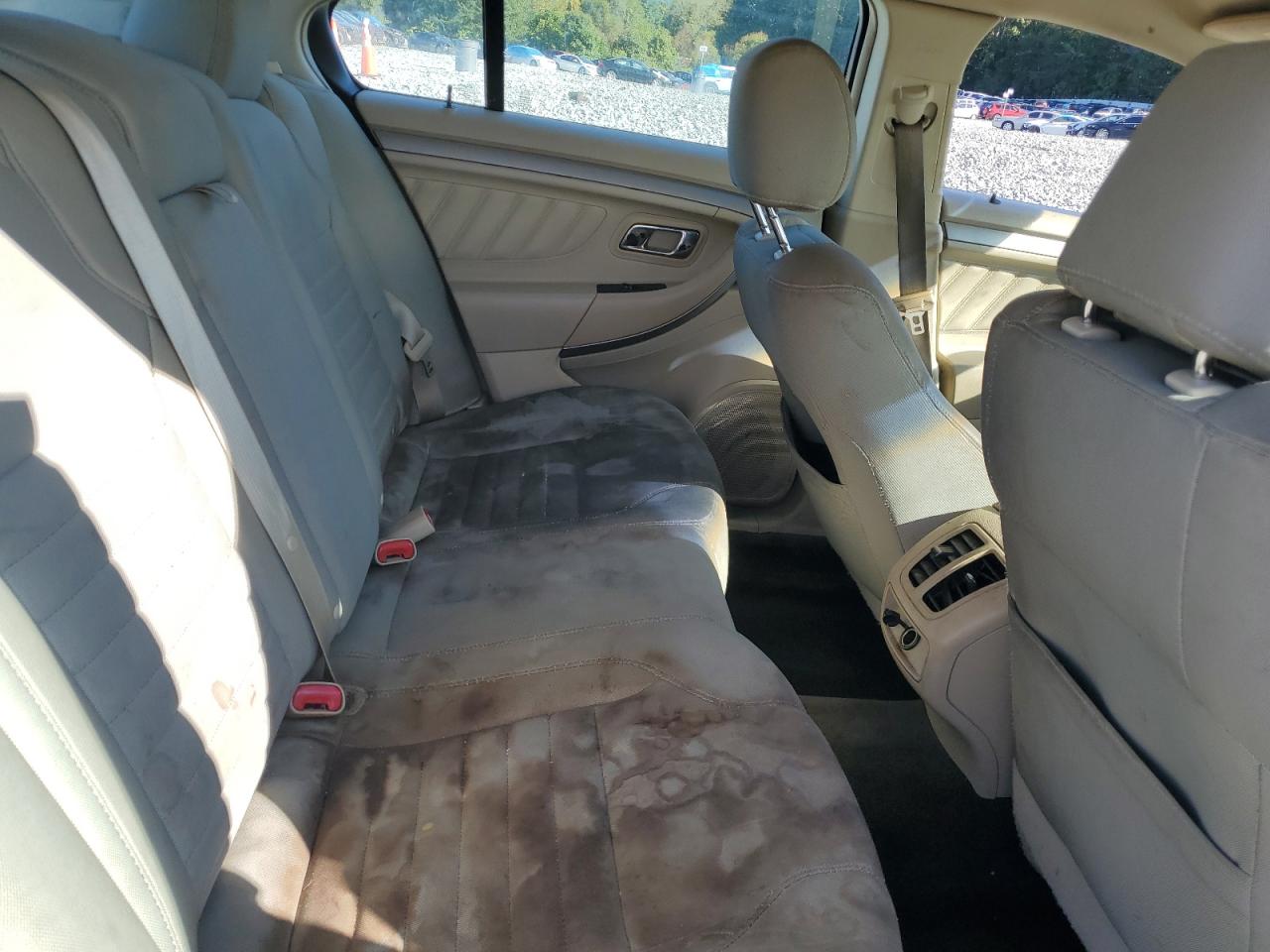 2014 FORD TAURUS SE photo 10