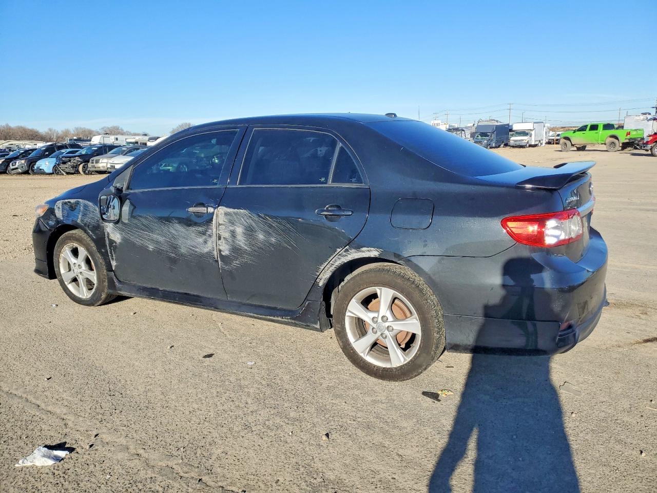 2011 TOYOTA COROLLA BASE photo 2