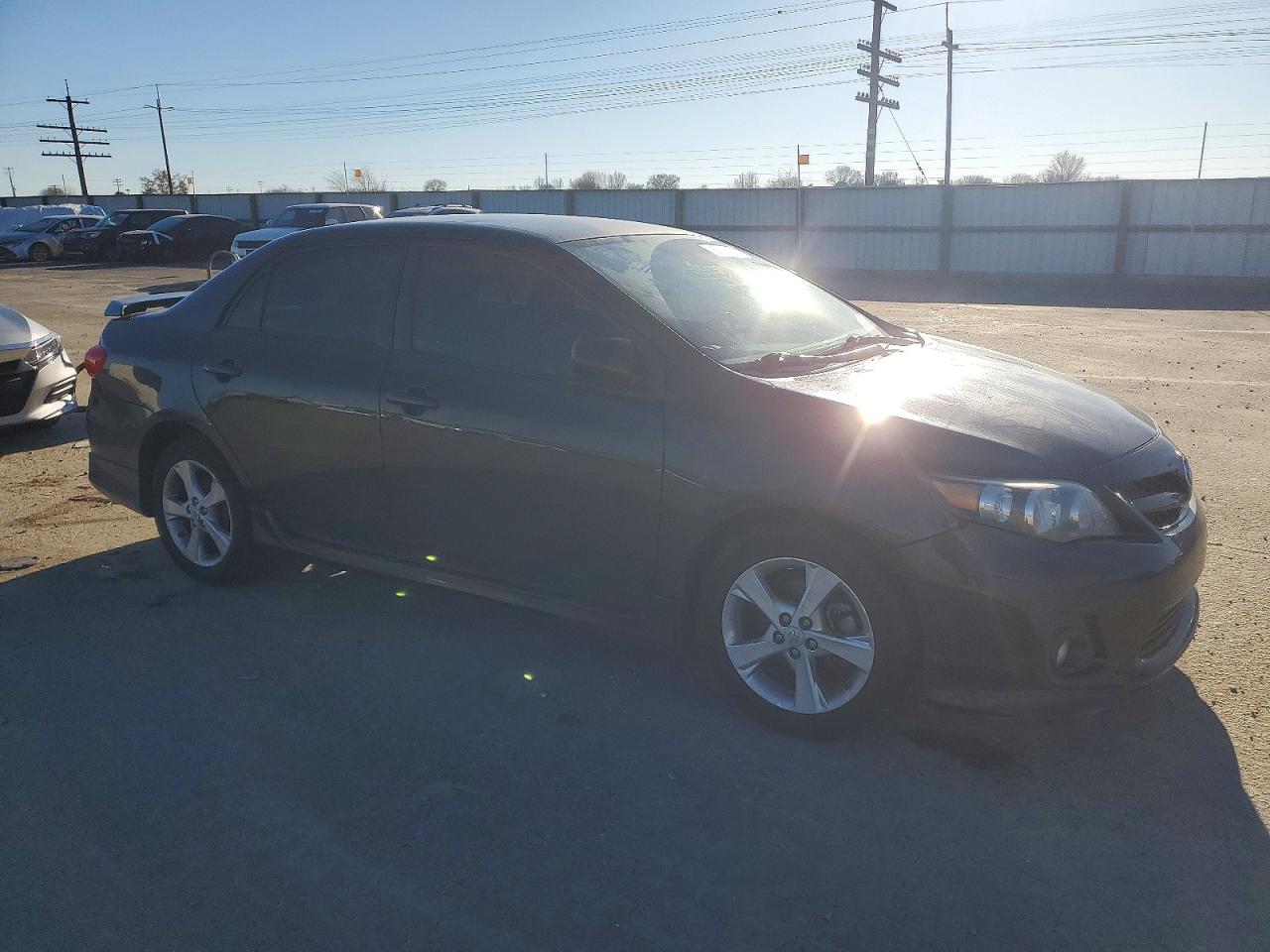 2011 TOYOTA COROLLA BASE photo 4